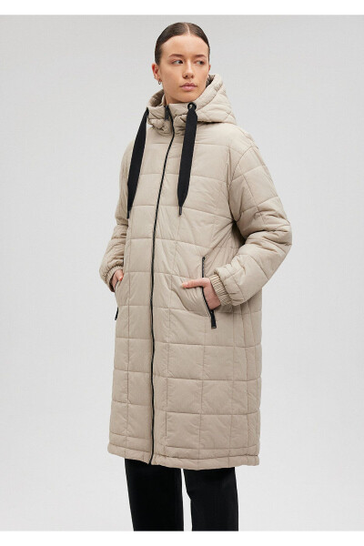 Kapüşonlu Kapitone Bej Parka Oversize / Geniş Kesim 1110132-82393 - 2