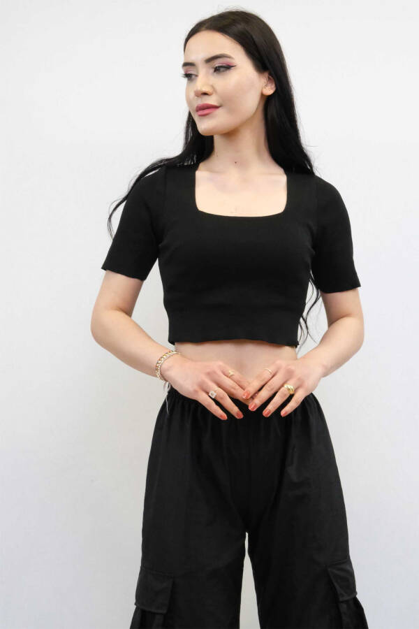 Kare Yaka Triko Crop Black - 1