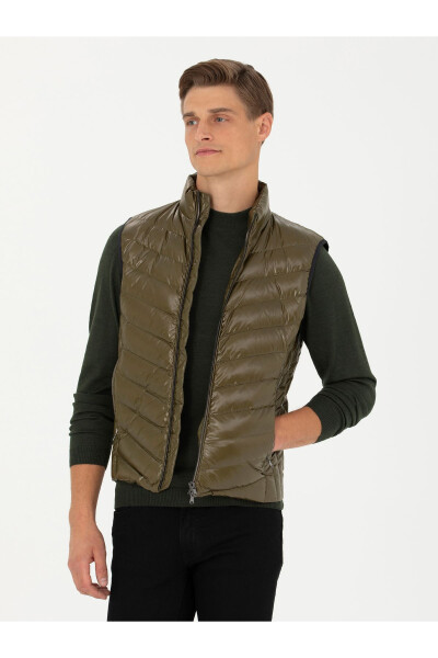 Khaki puffer vest, code 50273110-VR027. - 1