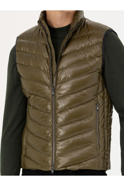 Khaki puffer vest, code 50273110-VR027. - 6