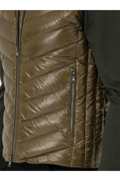 Khaki puffer vest, code 50273110-VR027. - 7