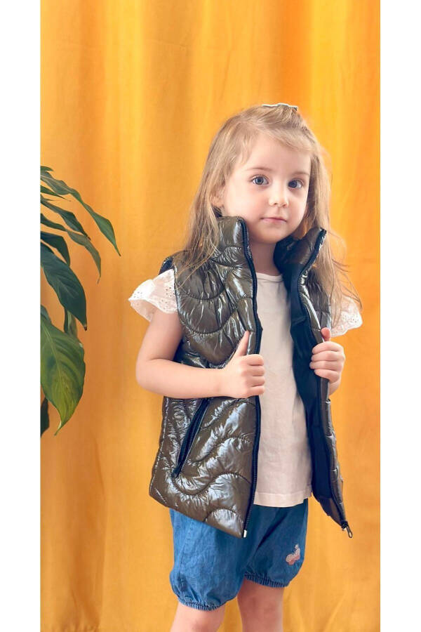 Kids Zippered Puffer Vest - 1