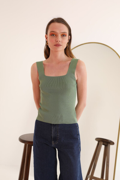 Knit Fabric Square Neck Women's Crop-ÇAĞLA - 3