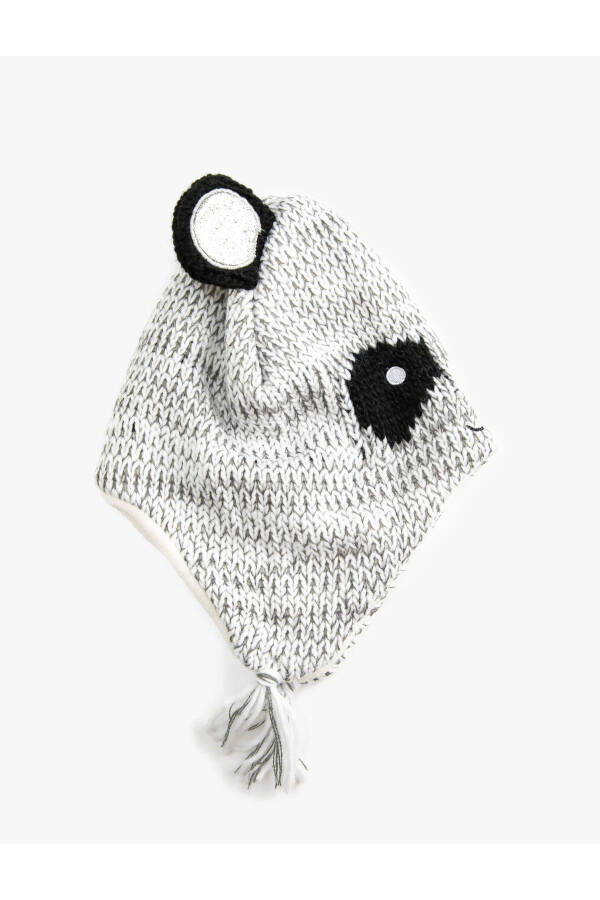 Knitted beanie with earflaps - 4