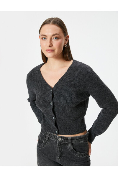 Knitted Cardigan V-Neck Buttoned Long Sleeve - 11