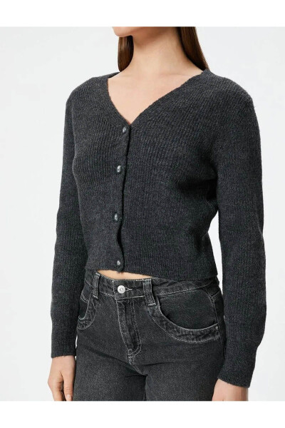 Knitted Cardigan V-Neck Buttoned Long Sleeve - 4