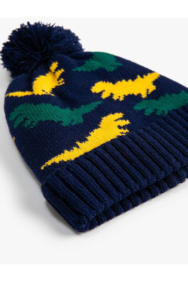 Knitted dinosaur patterned beanie with pompom detail - 6