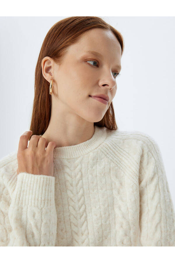 Knitted Sweater with Braided Texture Long Sleeve Crew Neck - 1