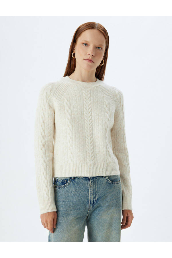 Knitted Sweater with Braided Texture Long Sleeve Crew Neck - 3