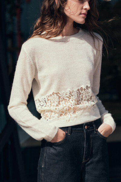 Knitted sweater with lace detail (Ecru) - 2