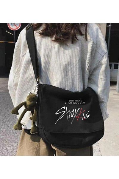 Kpop Series Stray Kids Printed Unisex Black Messenger Bag - 1