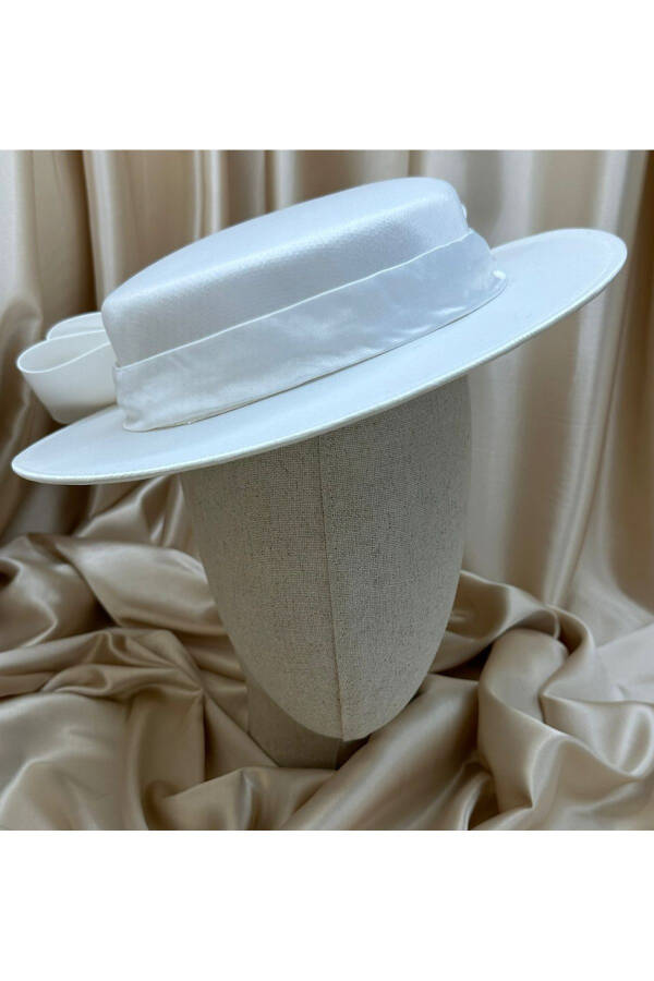 Kurdele Detaylı Saten Nikah Kepi - 1