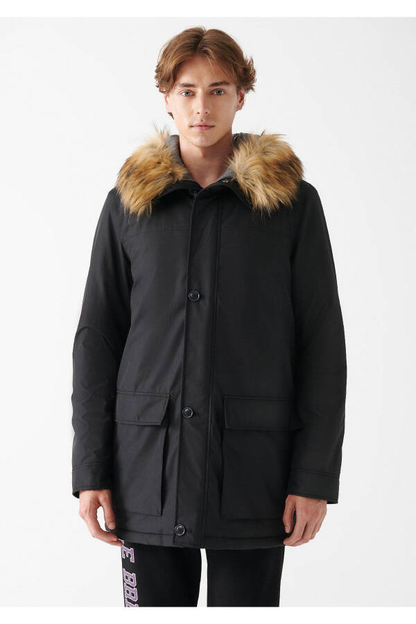 Kürklü Siyah Parka, Normal Kesim (010464-900) - 2