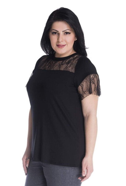 Lace Detail T-shirt - 2