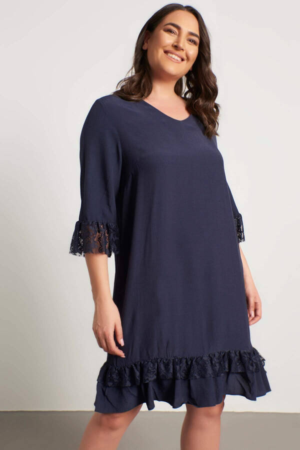 Lace Detailed V-Neck Dress - 2