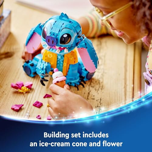 LEGO Disney Stitch Oyuncak Yapı Seti, 9 Yaşındaki Çocuklar İçin Disney Oyuncağı, Dondurma Konisiyle Yapılabilir Figür, Kızlar, Erkekler ve Hit Film Lilo ve Stitch Aşığıları İçin Eğlenceli Disney Hediyesi, 43249 - 5