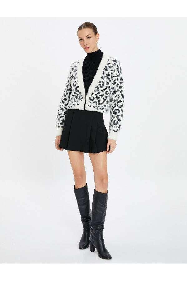 Leopard Print Cardigan with Stone Buttons and V Neck - 7