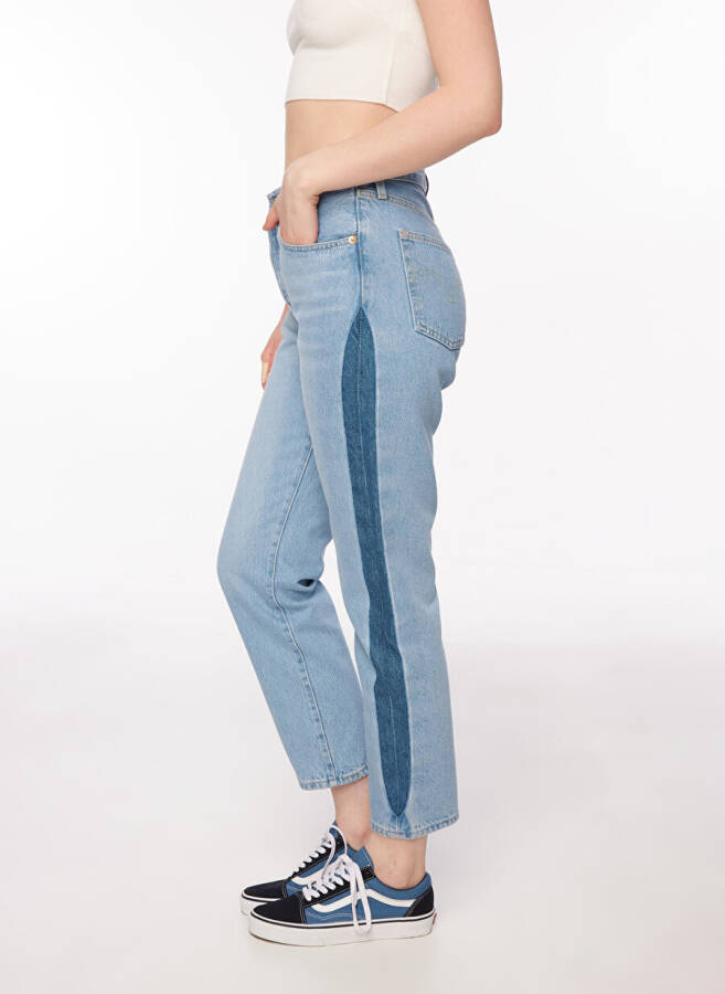 Levi's 501 Crop Ochchiq ko'k yuqori belli ayollar uchun jinsi shimlari NEVER FADE - 7