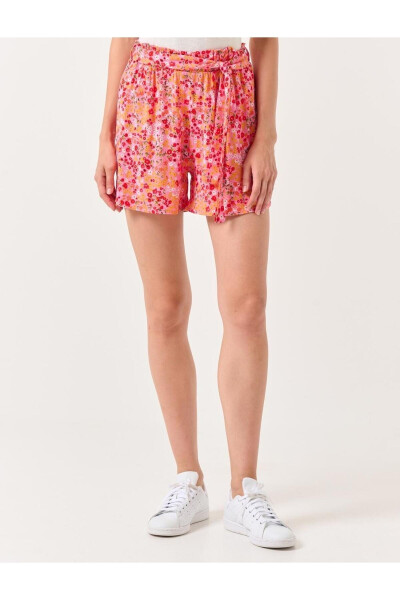 Light Pink High Waisted Floral Shorts - 23