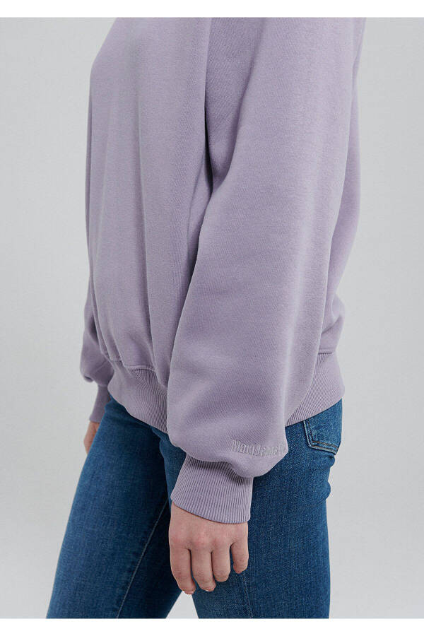 Lila Basic Crewneck Sweatshirt 1610198-70556 - 19