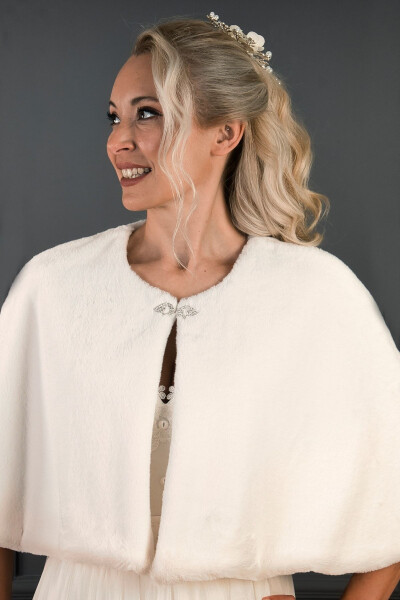 Long Brooch Fur Stole Bridal Bolero Off-White - 10