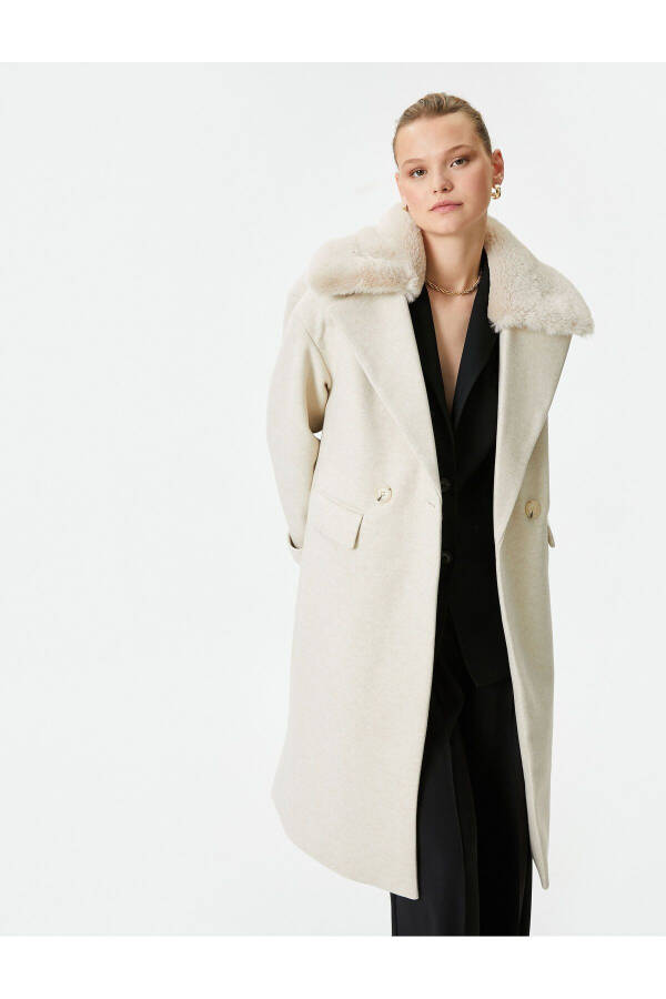 Long, buttoned, detachable faux fur pocket wool coat. - 3