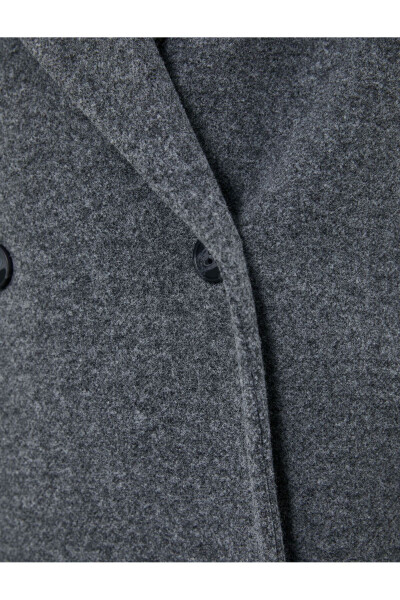 Long, buttoned, double-breasted, pocket cashmere coat. - 6