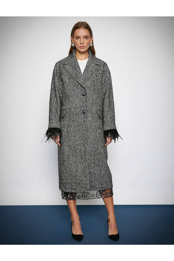 Long cashmere coat with tulle details - 2