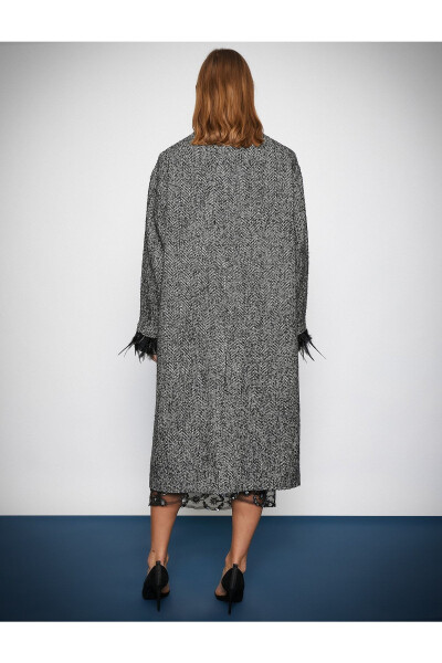 Long cashmere coat with tulle details - 3