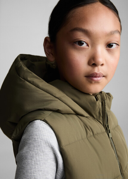 Long, khaki quilted vest. - 22