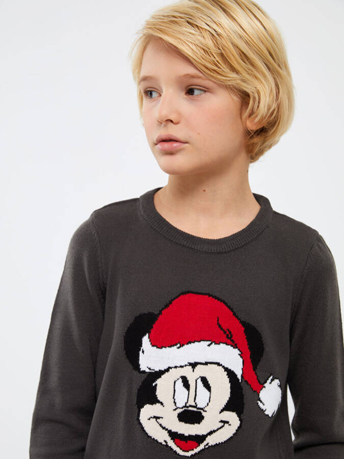 Long Sleeve Crew Neck Mickey Mouse Pattern Boys Knit Sweater - 1