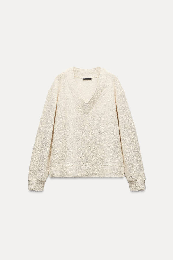 Long-Sleeved Cable Knit Sweater - Ecru - 5