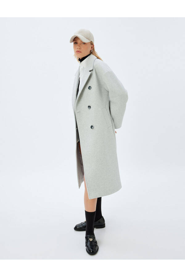 Long, thick knit, pocket, oversized cashmere coat. - 2