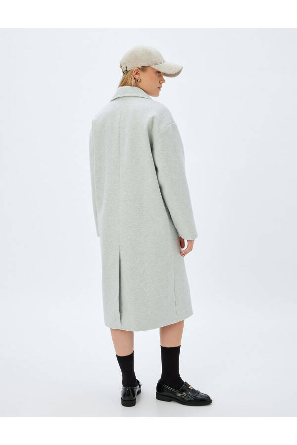 Long, thick knit, pocket, oversized cashmere coat. - 4