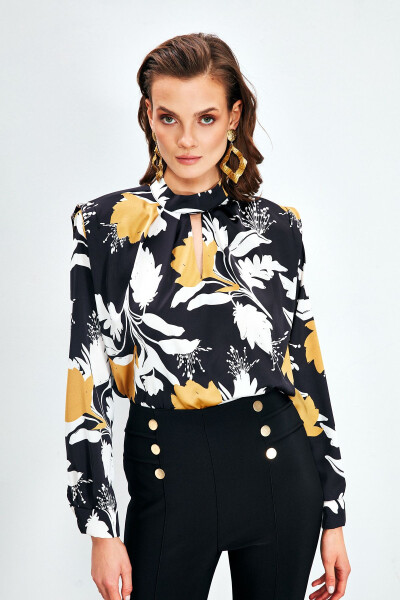 Loose Blouse with Ruffles - BLACK - 4