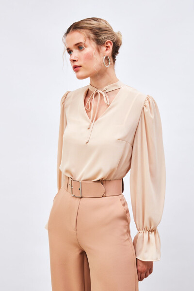 Loose Blouse with Tie Detail at the Collar - BEIGE - 1