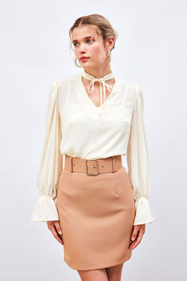 Loose Blouse with Tie Detail at the Collar - CREAM - 1