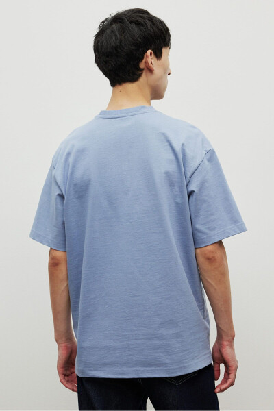 Loose Fit T-shirt - 23