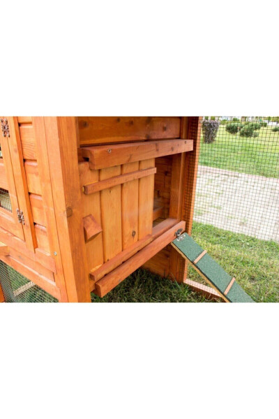 Luxury Wooden Chicken Coop - 6