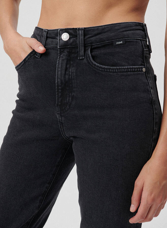 Mavi CINDY Orta Dumanlı Mom Fit Gri Kadın Denim Pantolon M100277 - 8