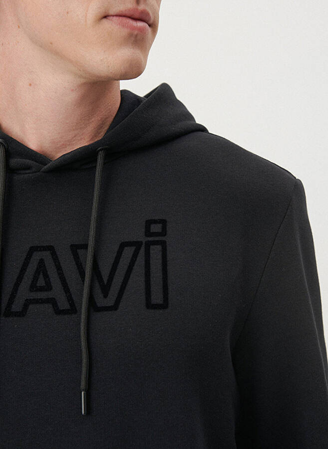 Mavi kapüşonlu siyah erkek sweatshirt - 11