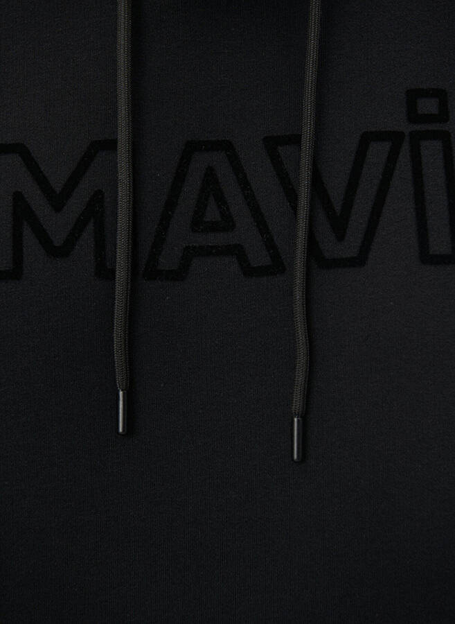 Mavi kapüşonlu siyah erkek sweatshirt - 6