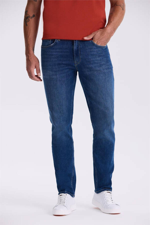 Mavi Slim Fit Yıkamalı Eskitme Pamuklu Dar Kalıp Jean Kot Pantolon - 1