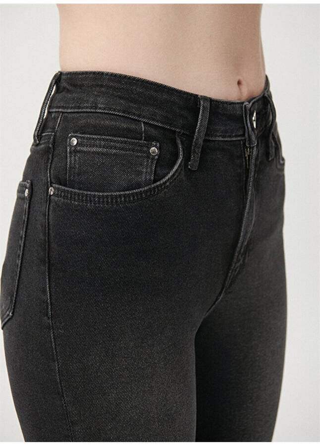 Mavi STAR Dark Smoke Yüksek Bel Dar Paça Mom Fit Antrasit Kadın Denim Pantolon M101077-82224 - 26