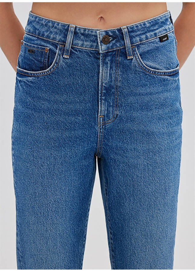 Mavi STAR Mid Brushed Deni Yüksek Bel Dar Paça Mom Fit Mavi Kadın Denim Pantolon M101077-85611 - 20