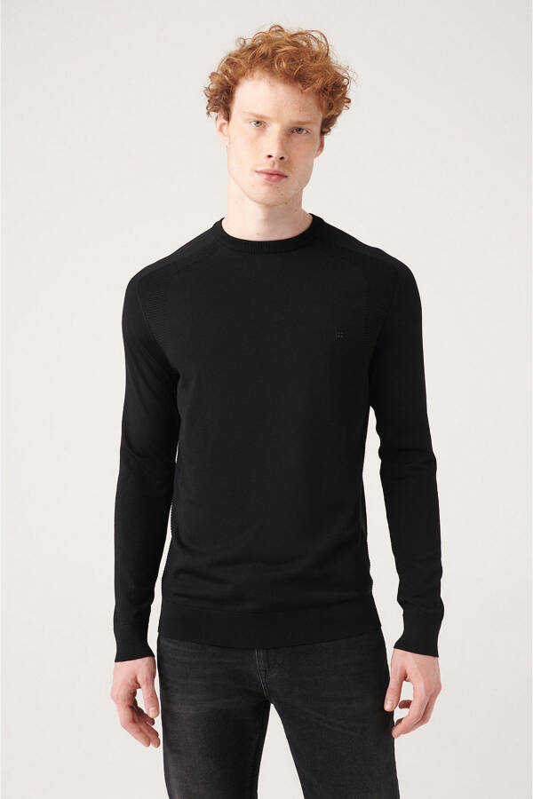 Men's Black Crew Neck Jacquard Rayon Slim Fit T-Shirt - 6