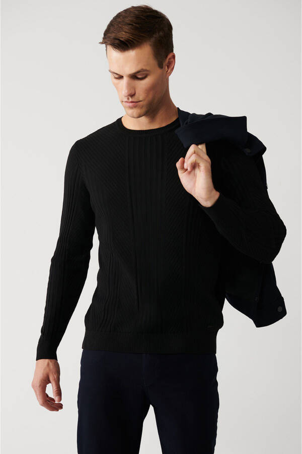 Men's Black Knit Sweater - 5