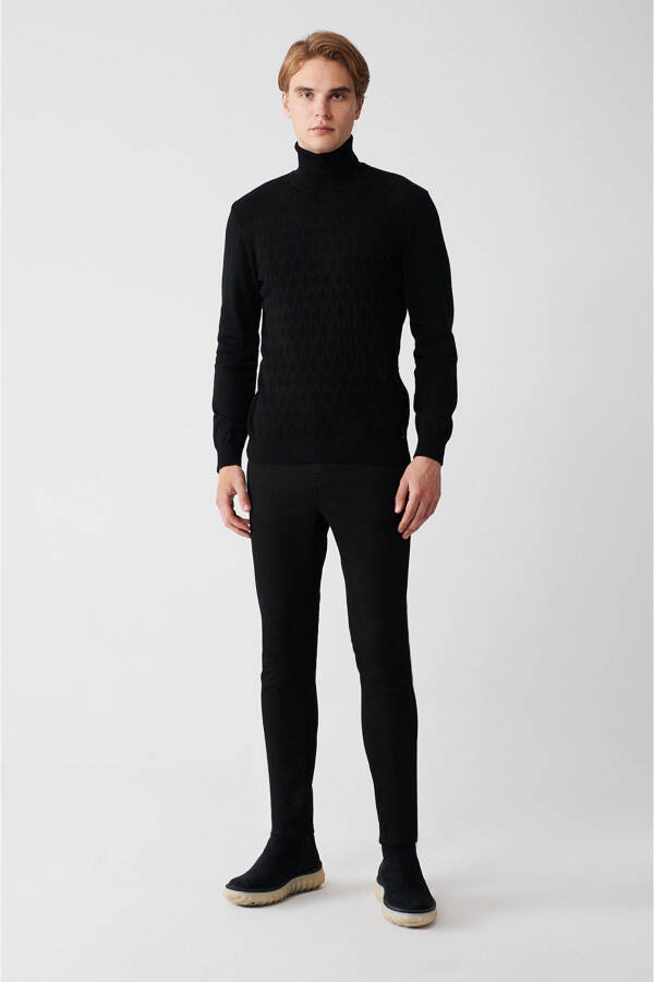 Men's Black Knit Sweater - 6