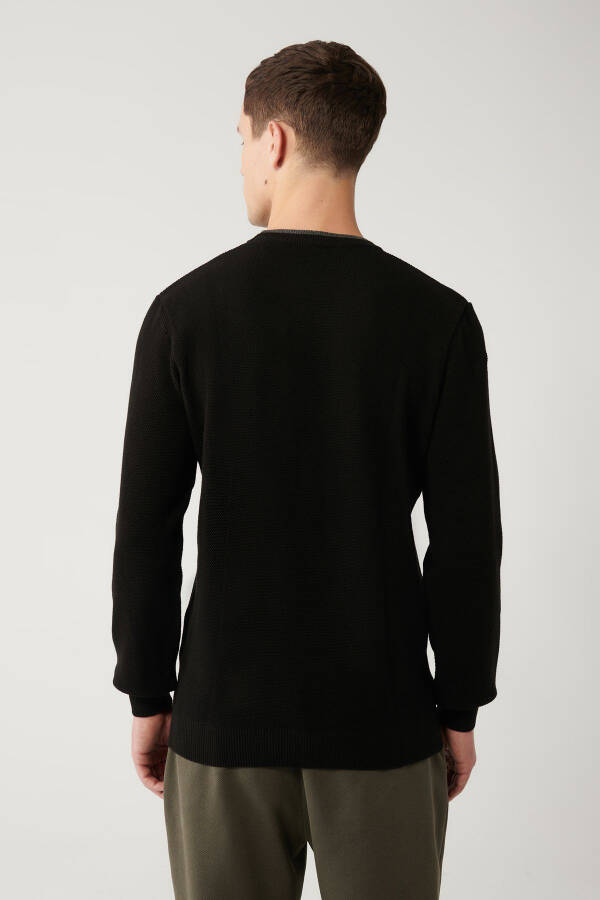 Men's Black Knit Sweater - 4