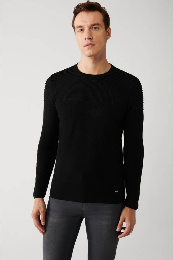 Men's Black Knit Sweater - 5